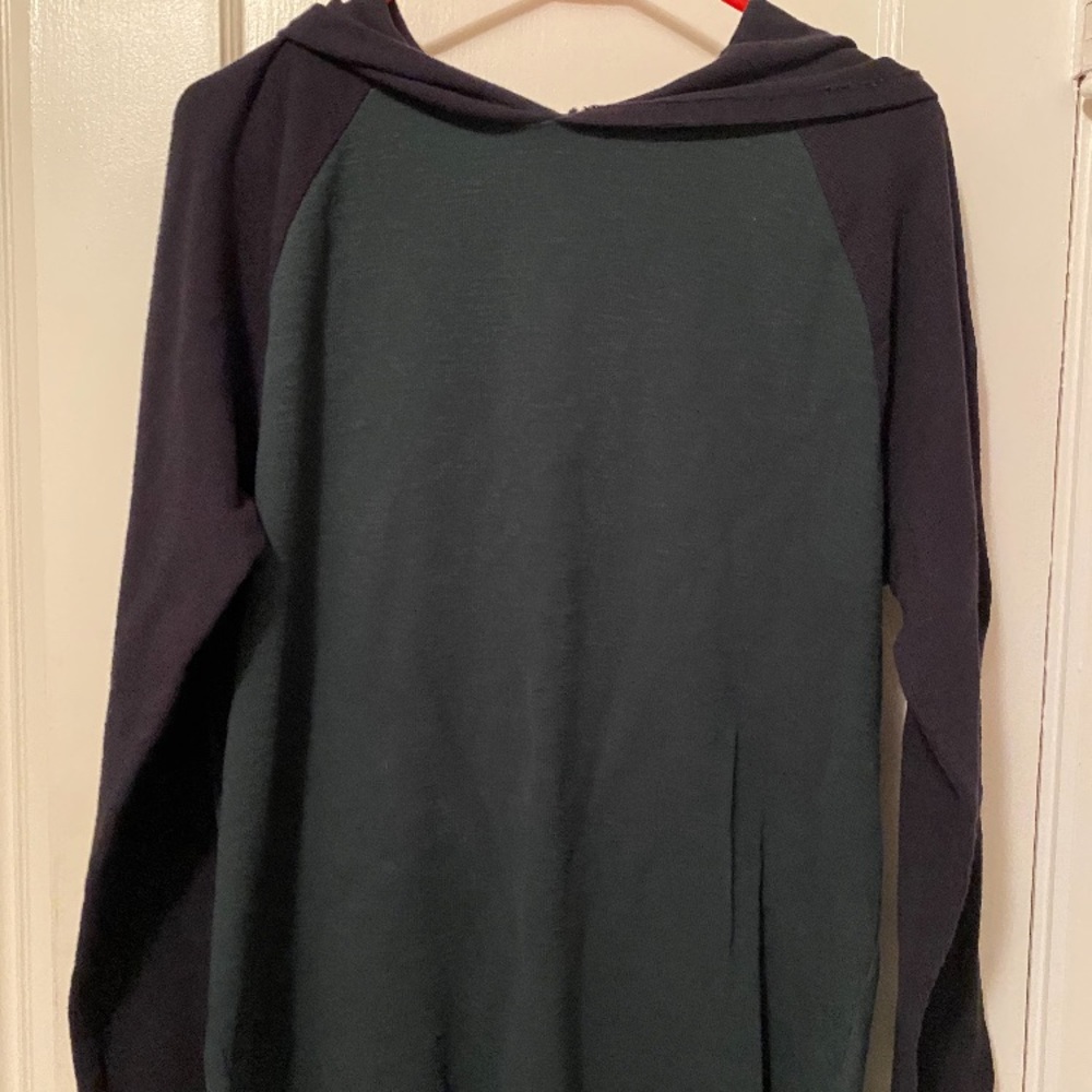 Lightweight sweatshirt
